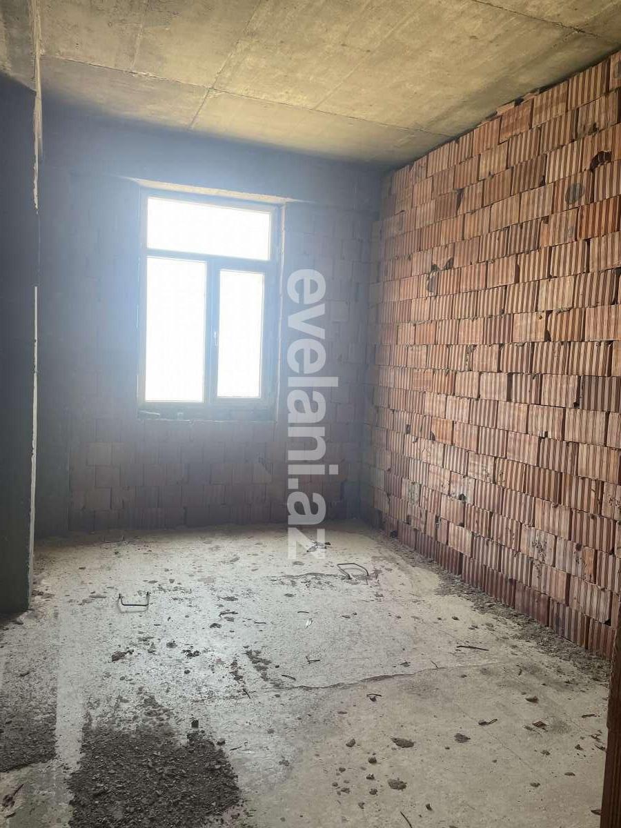 Satılır, yeni tikili, 2 otaqlı, 61 m², Sumqayıt, 18-ci mikrorayon r.
