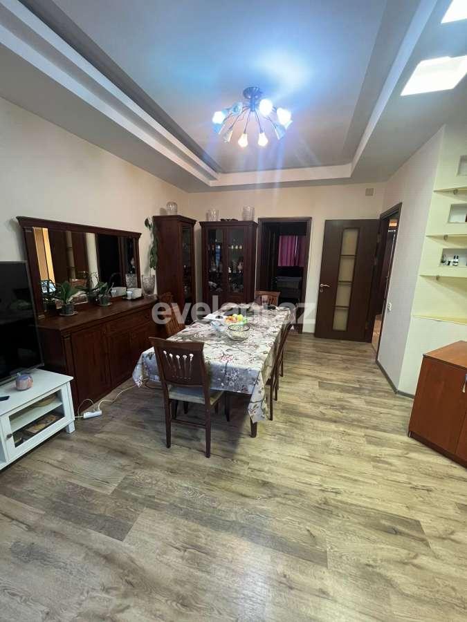 Satılır, köhnə tikili, 3 otaqlı, 85 m², Bakı, Yasamal r, Elmlər Akademiyası m.