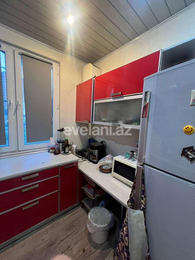 Satılır, köhnə tikili, 3 otaqlı, 85 m², Bakı, Yasamal r, Elmlər Akademiyası m.