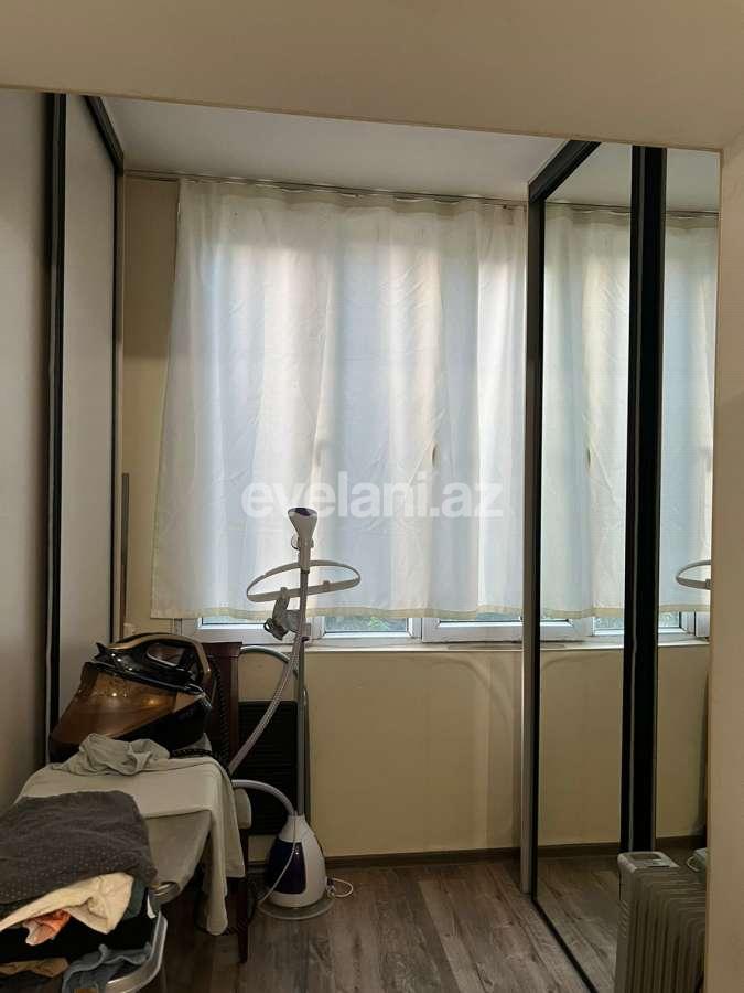 Satılır, köhnə tikili, 3 otaqlı, 85 m², Bakı, Yasamal r, Elmlər Akademiyası m.