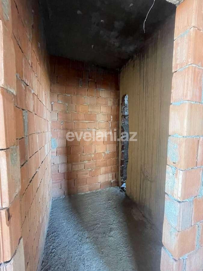 Satılır, yeni tikili, 3 otaqlı, 120 m², Bakı, Binəqədi r, 8-ci mikrorayon q, Azadlıq prospekti m.