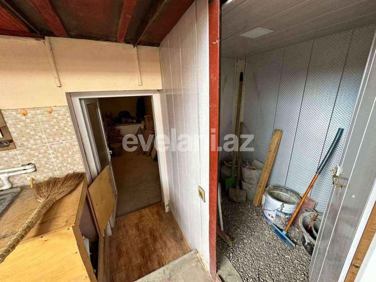Продаётся, вторичка, 3-комнаты, 56.1 m², Гянджа