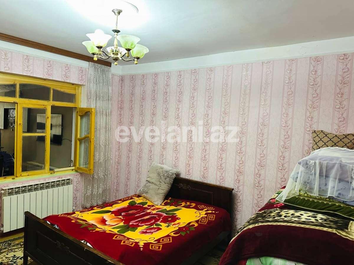 Продаётся, вторичка, 3-комнаты, 56.1 m², Гянджа