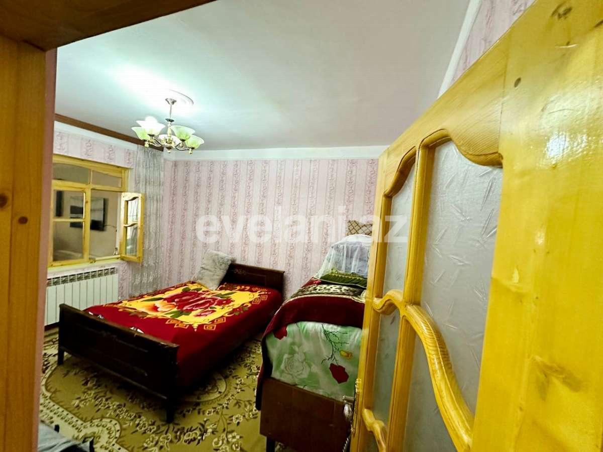 Продаётся, вторичка, 3-комнаты, 56.1 m², Гянджа