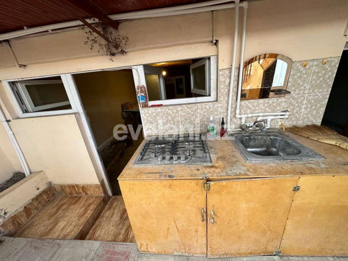 Продаётся, вторичка, 3-комнаты, 56.1 m², Гянджа