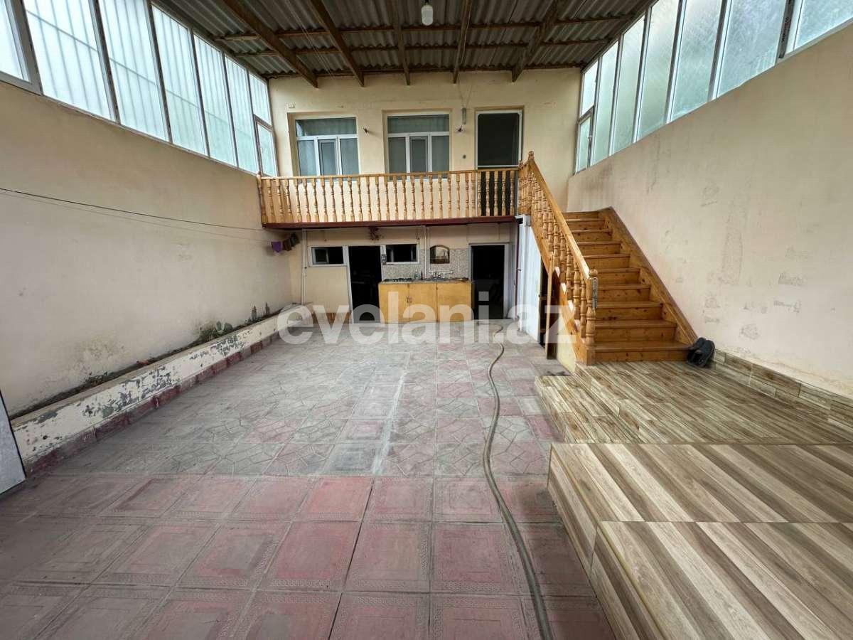 Продаётся, вторичка, 3-комнаты, 56.1 m², Гянджа