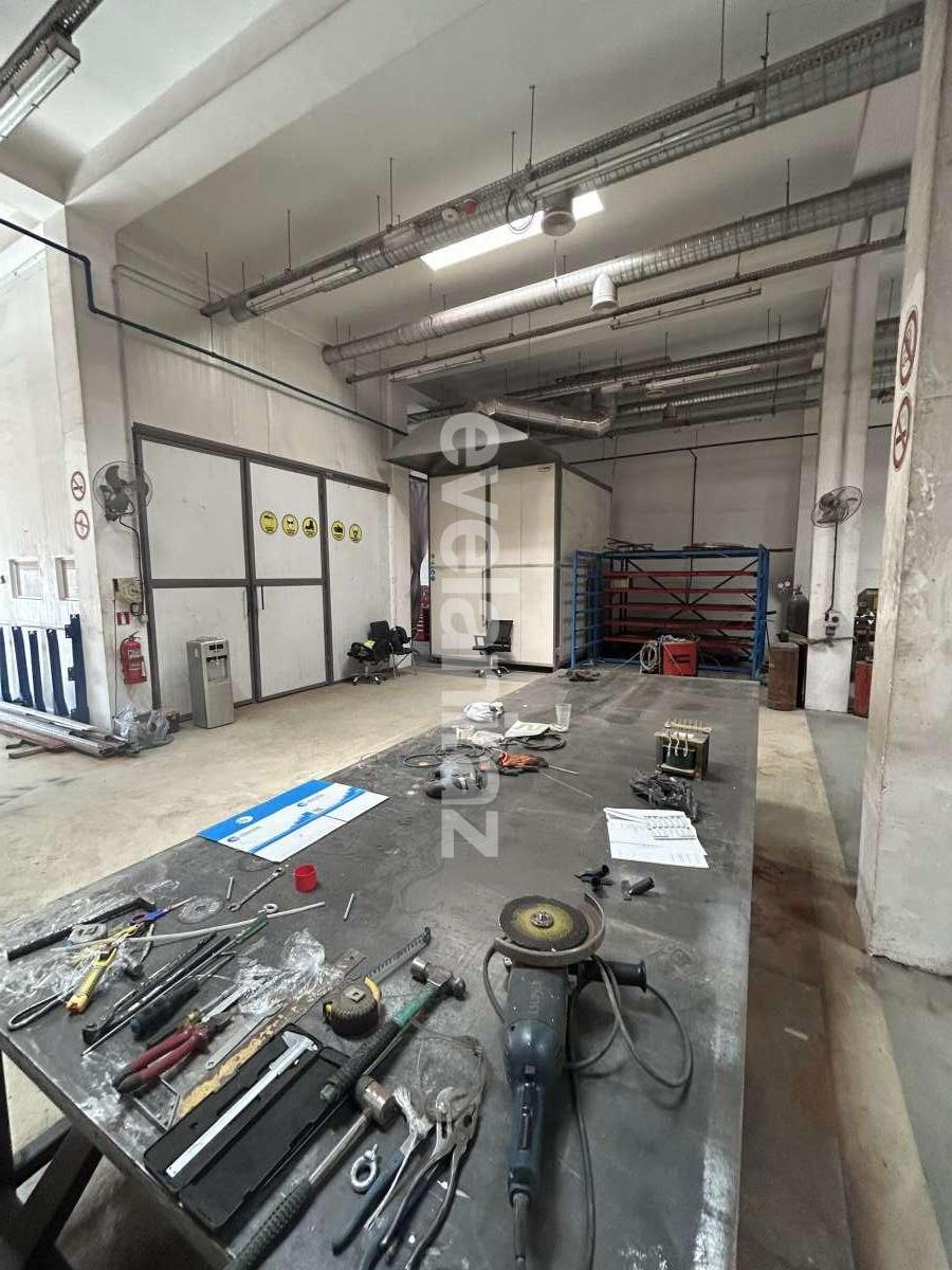 Rent, object, 261 m²