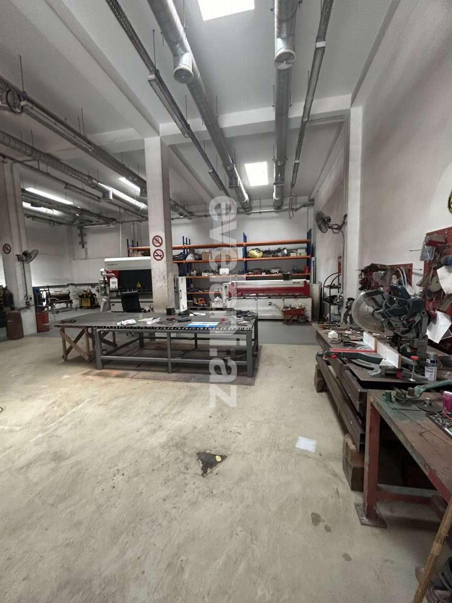 Rent, object, 261 m²