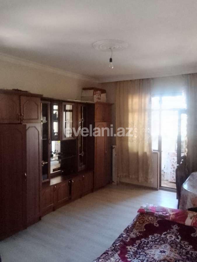 Satılır, köhnə tikili, 2 otaqlı, 40 m², Bakı, Binəqədi r, Azadlıq prospekti m.