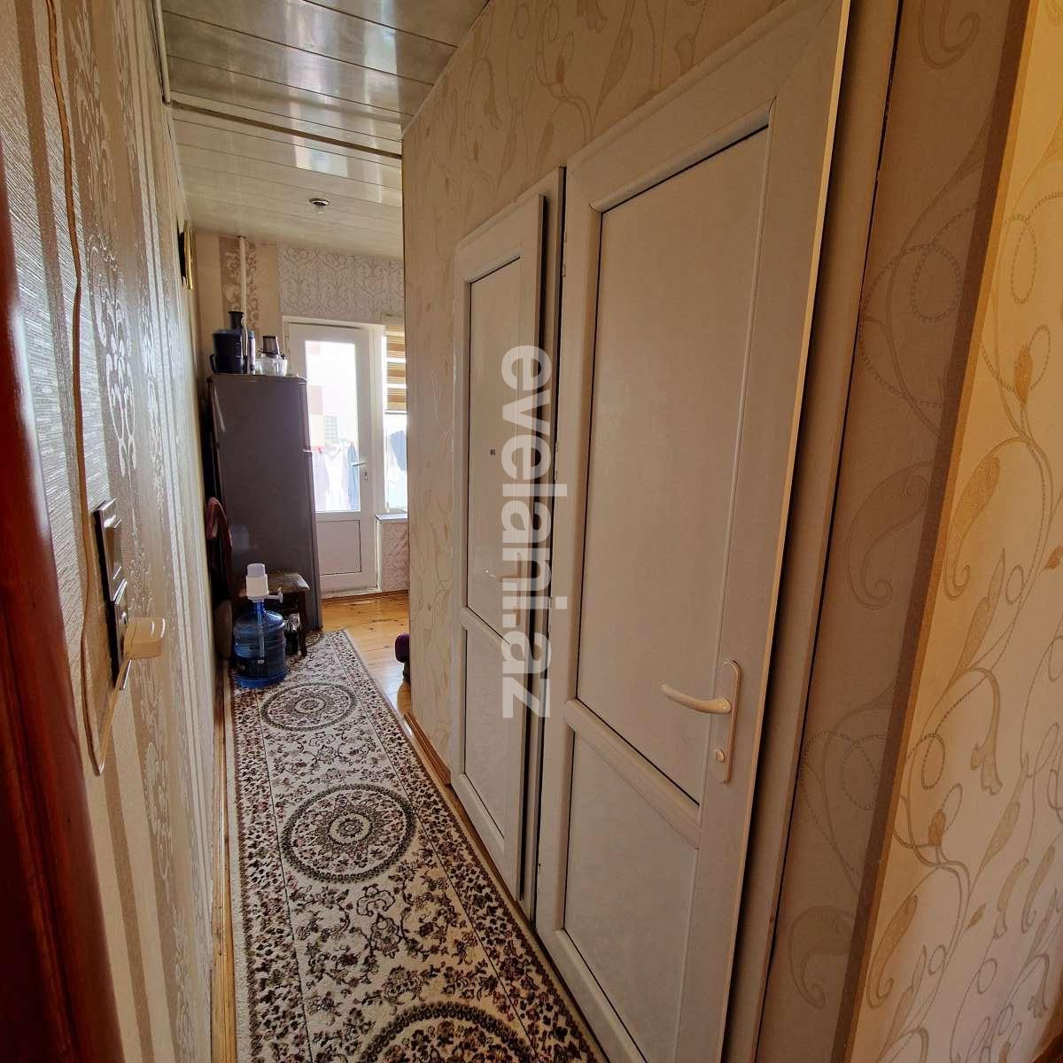 Satılır, köhnə tikili, 2 otaqlı, 60 m², Bakı, Xətai r, Əhmədli q, Həzi Aslanov m.