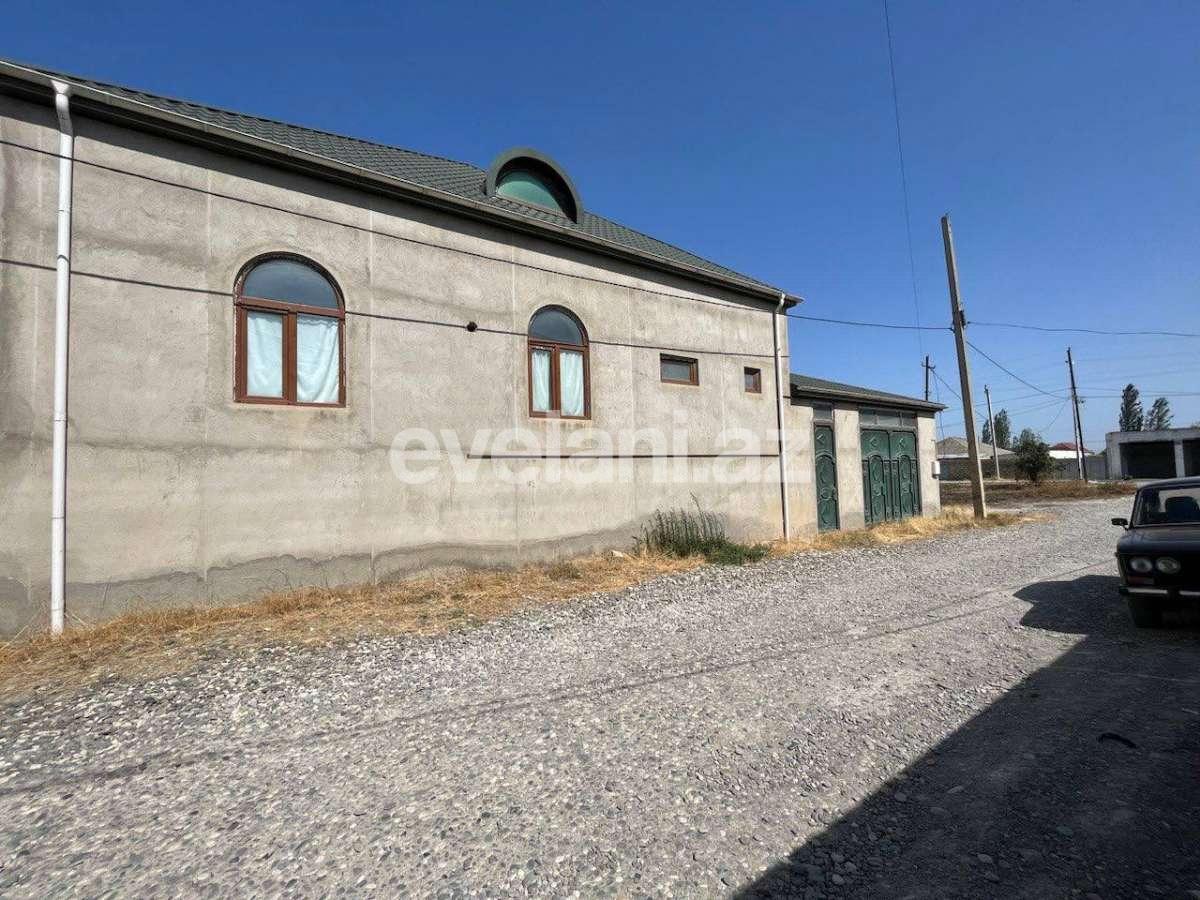 Satılır, həyət evi / bağ, 4 otaqlı, 134 m², Xaçmaz