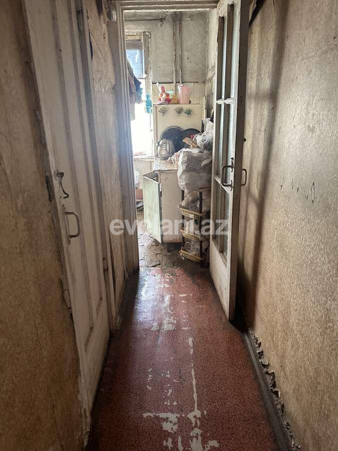 Satılır, köhnə tikili, 3 otaqlı, 68 m², Bakı, Yasamal r, Yasamal q, Elmlər Akademiyası m.