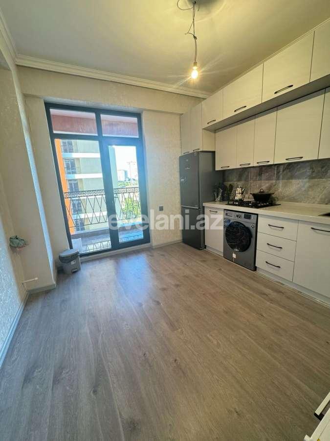 Satılır, yeni tikili, 3 otaqlı, 127 m², Bakı, Nizami r, Qara Qarayev m.