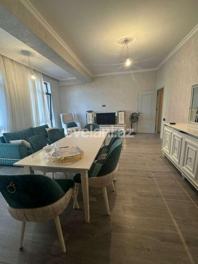 Satılır, yeni tikili, 3 otaqlı, 127 m², Bakı, Nizami r, Qara Qarayev m.