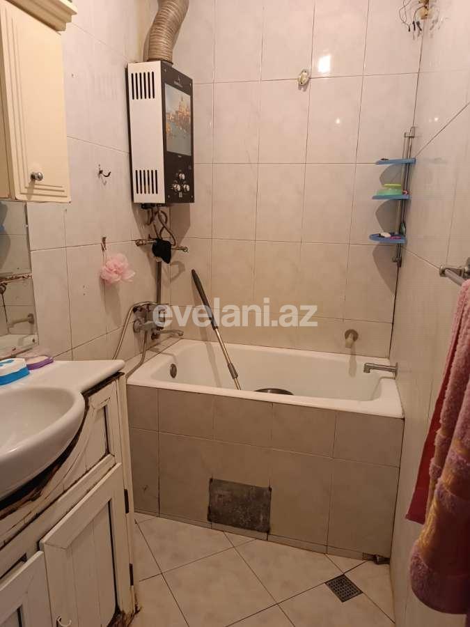 Satılır, köhnə tikili, 4 otaqlı, 100 m², Bakı, Nərimanov r, Böyükşor q.