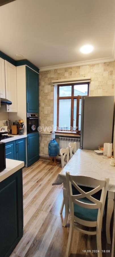 Satılır, köhnə tikili, 4 otaqlı, 120 m², Bakı, Qaradağ r, Sahil q.