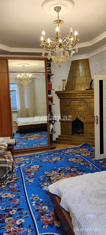 Satılır, köhnə tikili, 4 otaqlı, 120 m², Bakı, Qaradağ r, Sahil q.