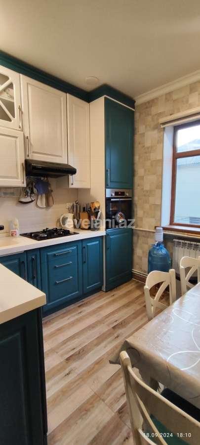 Satılır, köhnə tikili, 4 otaqlı, 120 m², Bakı, Qaradağ r, Sahil q.