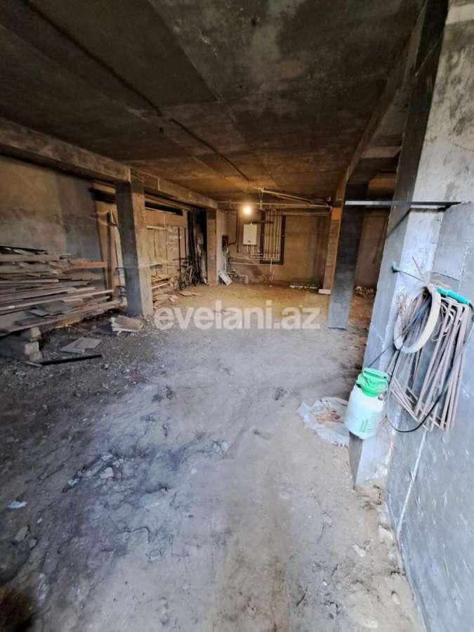 Satılır, həyət evi / bağ, 5 otaqlı, 300 m², Bakı, Səbail r, Badamdar q.