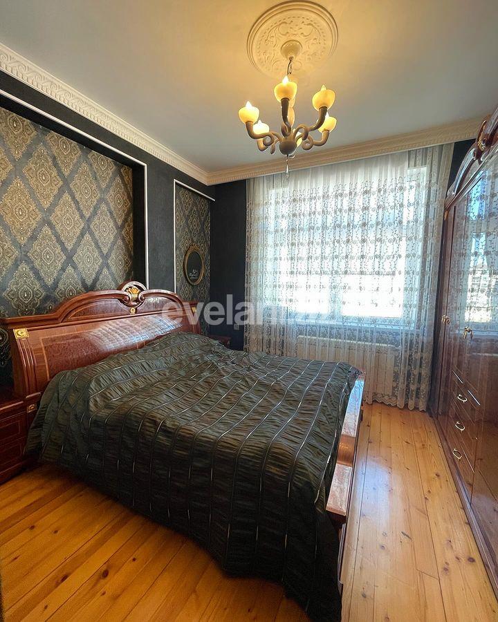Satılır, yeni tikili, 4 otaqlı, 120 m², Bakı, Nizami r, 8-ci kilometr q, Neftçilər m.