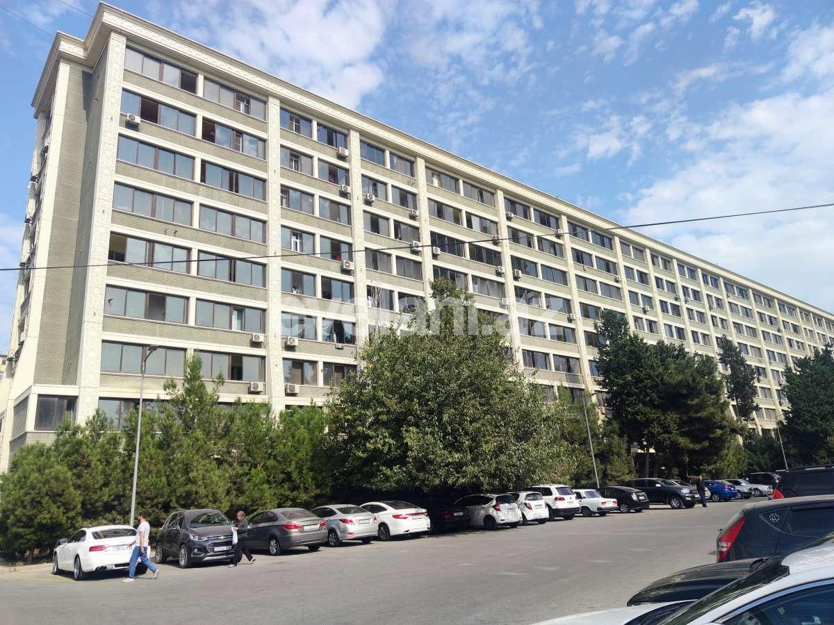 Kirayə verilir, köhnə tikili, 3 otaqlı, 95 m², Bakı, Xətai r, Həzi Aslanov q, Həzi Aslanov m.