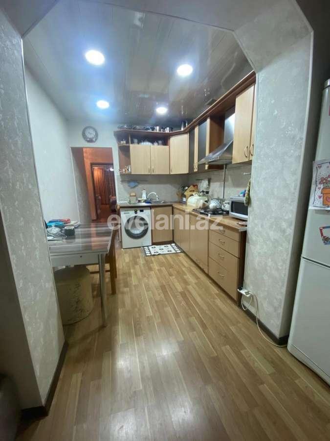 Satılır, köhnə tikili, 3 otaqlı, 75 m², Bakı, Yasamal r, Elmlər Akademiyası m.