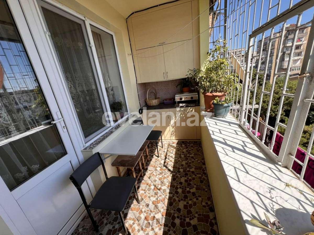 Satılır, köhnə tikili, 3 otaqlı, 100 m², Bakı, Nərimanov r, Montin q, Nəriman Nərimanov m.