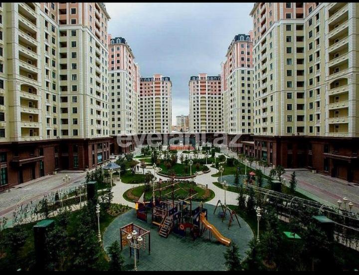 Satılır, yeni tikili, 3 otaqlı, 140 m², Bakı, Yasamal r, Elmlər Akademiyası m.