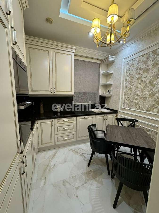 Satılır, yeni tikili, 3 otaqlı, 140 m², Bakı, Yasamal r, Elmlər Akademiyası m.