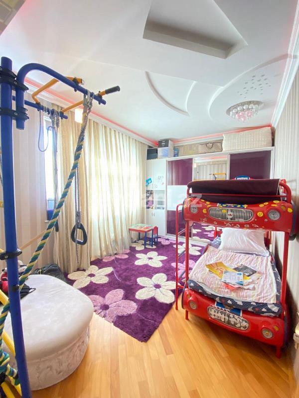 Kirayə verilir, yeni tikili, 13 otaqlı, 110 m², Bakı, Yasamal r, Yasamal q, Elmlər Akademiyası m.