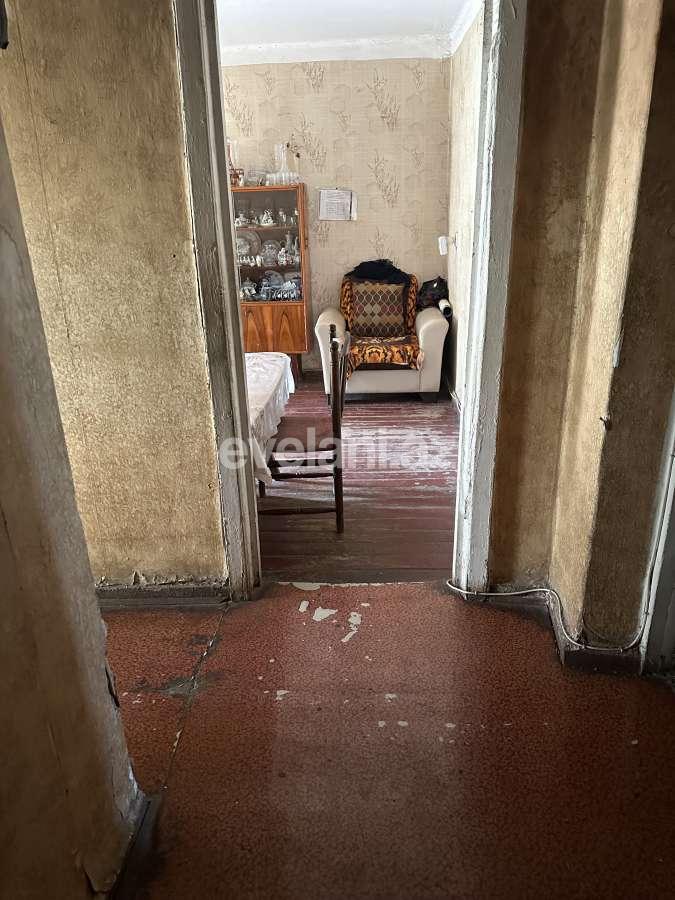 Satılır, köhnə tikili, 3 otaqlı, 67.97 m², Bakı, Yasamal r, Yasamal q, Elmlər Akademiyası m.