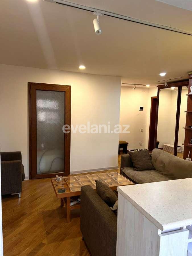 Продаётся, вторичка, 2-комнаты, 33 m², Баку, Хатаинский r, Кара Караев m.