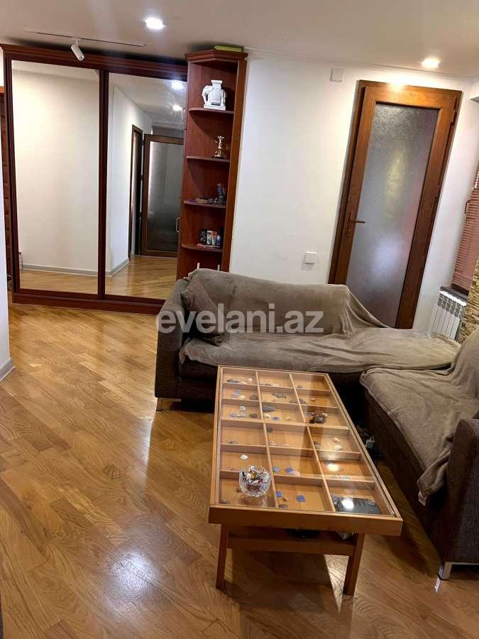 Продаётся, вторичка, 2-комнаты, 33 m², Баку, Хатаинский r, Кара Караев m.