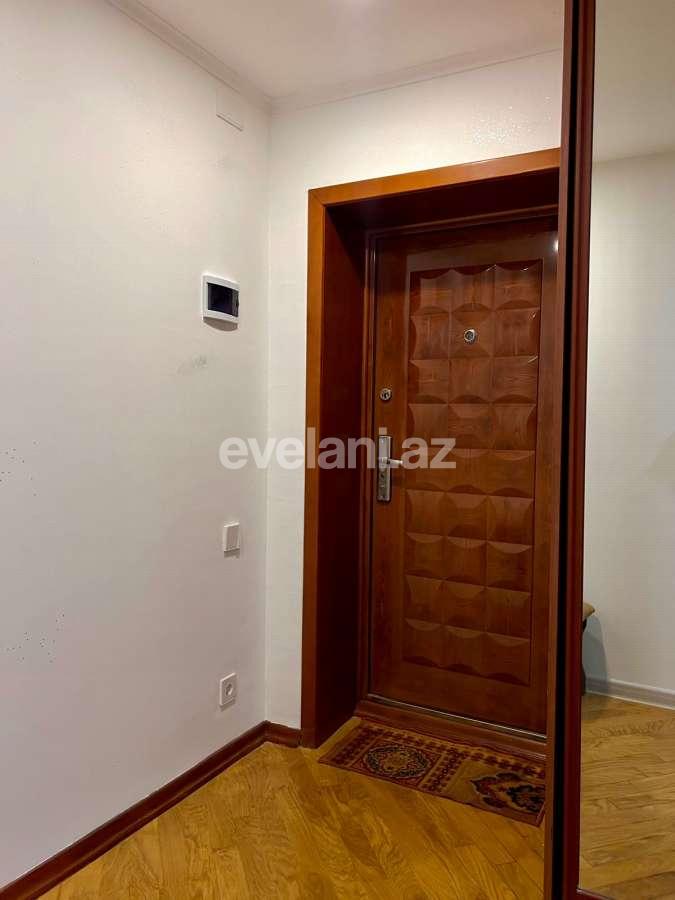 Продаётся, вторичка, 2-комнаты, 33 m², Баку, Хатаинский r, Кара Караев m.
