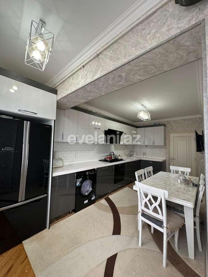 Satılır, yeni tikili, 4 otaqlı, 136 m², Bakı, Nizami r, 8-ci kilometr q, Xalqlar Dostluğu m.