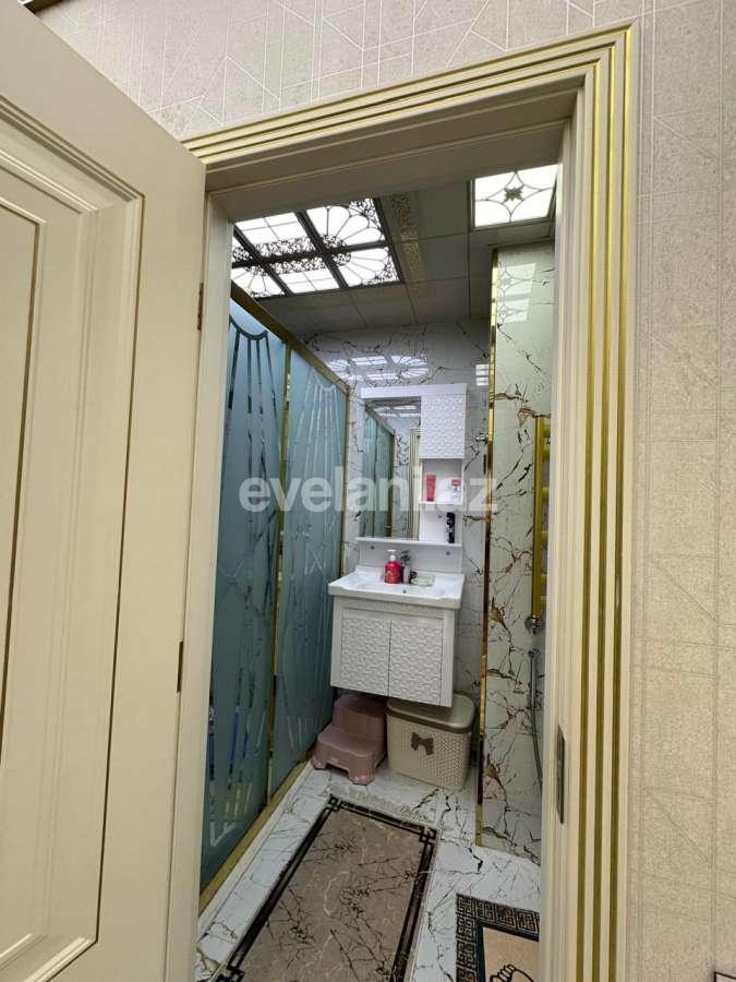 Satılır, yeni tikili, 4 otaqlı, 136 m², Bakı, Nizami r, 8-ci kilometr q, Xalqlar Dostluğu m.