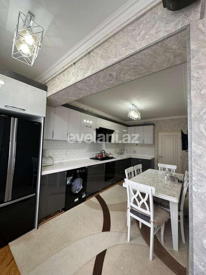 Satılır, yeni tikili, 4 otaqlı, 136 m², Bakı, Nizami r, 8-ci kilometr q, Xalqlar Dostluğu m.