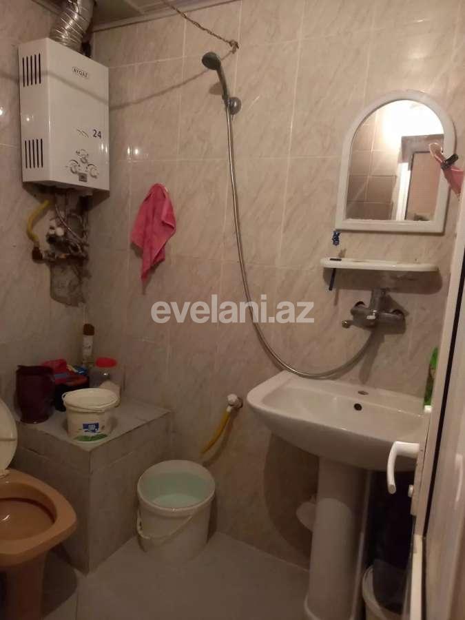 Satılır, köhnə tikili, 3 otaqlı, 0.6 m², Bakı, Binəqədi r, Biləcəri q, Avtovağzal m.