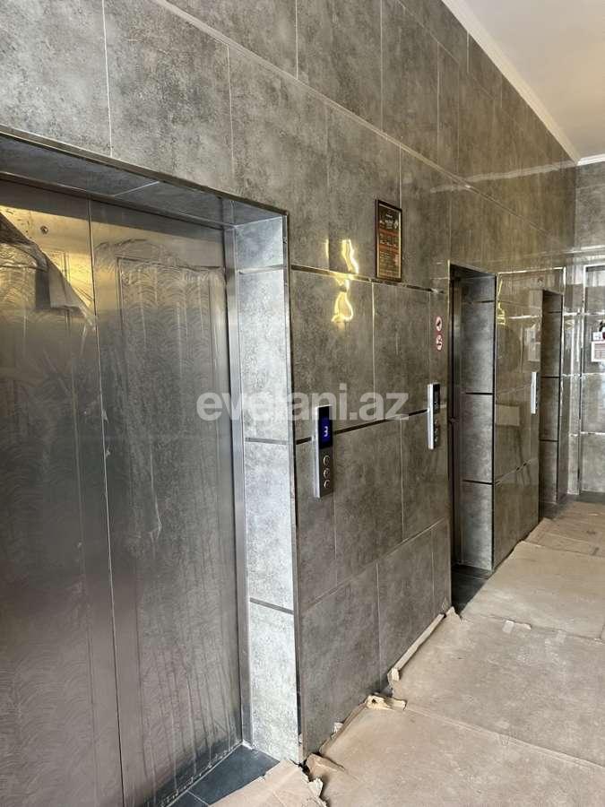 Satılır, yeni tikili, 1 otaqlı, 72.9 m², Bakı, Suraxanı r, Massiv A q, Xalqlar Dostluğu m.