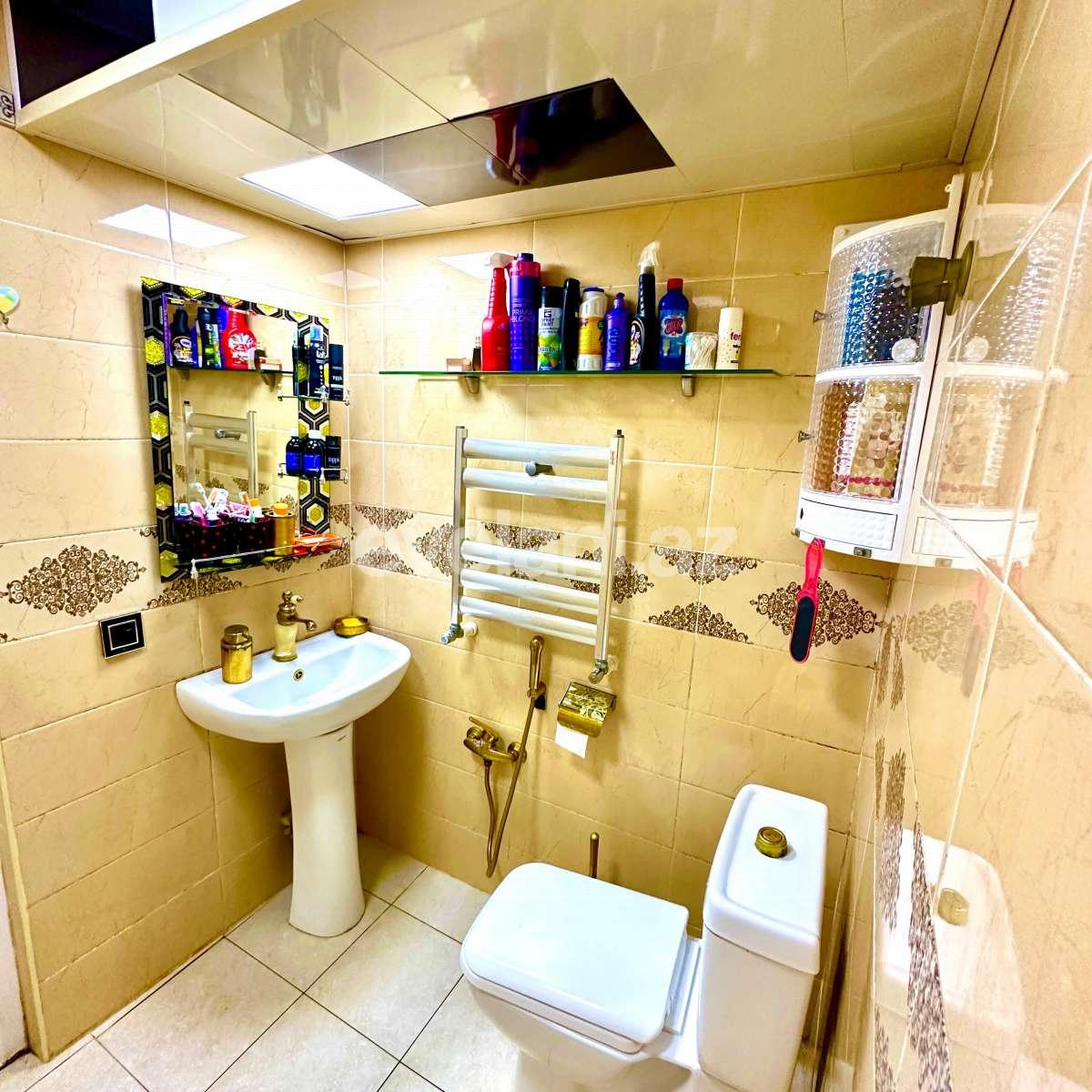 Satılır, yeni tikili, 2 otaqlı, 65 m², Bakı, Xətai r, Həzi Aslanov q, Həzi Aslanov m.