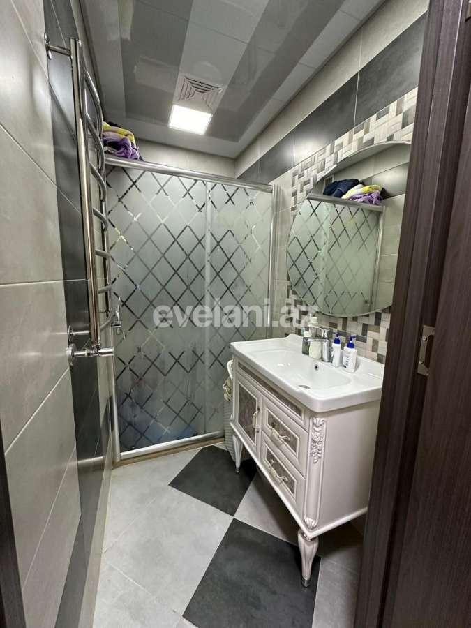 Satılır, köhnə tikili, 4 otaqlı, 110 m², Bakı, Nərimanov r, Gənclik m.