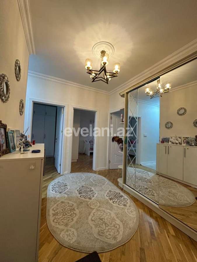 Satılır, köhnə tikili, 4 otaqlı, 110 m², Bakı, Nərimanov r, Gənclik m.