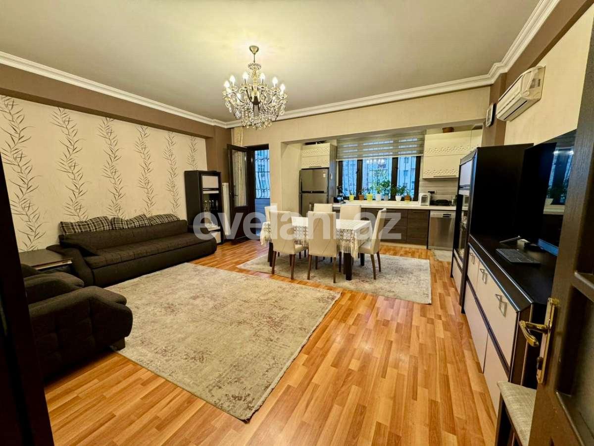 Satılır, yeni tikili, 4 otaqlı, 120 m², Bakı, Nizami r, 8-ci kilometr q, Xalqlar Dostluğu m.
