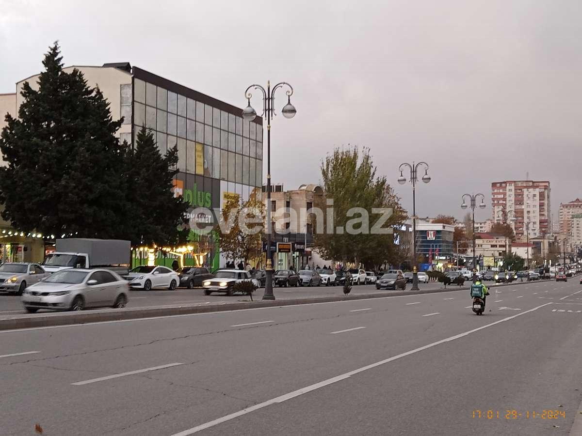 Kirayə verilir, köhnə tikili, 4 otaqlı, 60 m², Bakı, Yasamal r.