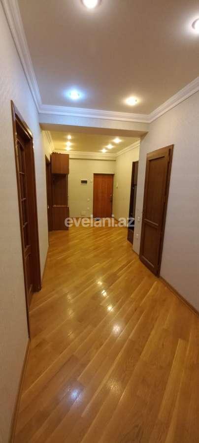 Satılır, yeni tikili, 3 otaqlı, 121 m², Bakı, Nizami r, 8-ci kilometr q, Xalqlar Dostluğu m.
