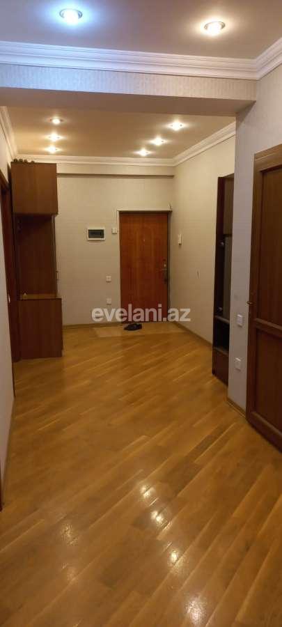 Satılır, yeni tikili, 3 otaqlı, 121 m², Bakı, Nizami r, 8-ci kilometr q, Xalqlar Dostluğu m.
