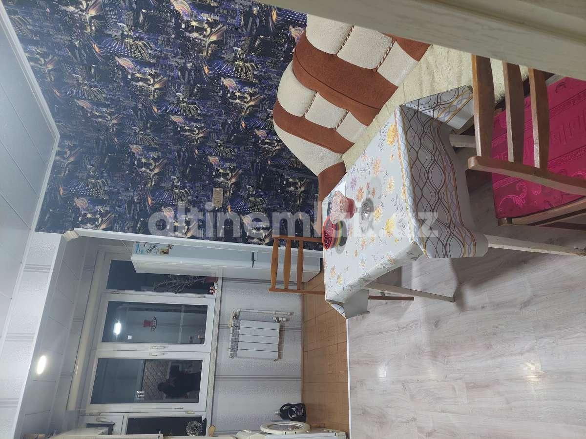 Satılır, köhnə tikili, 4 otaqlı, 95 m²