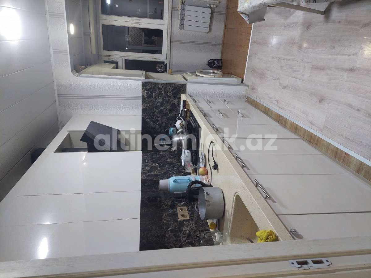 Satılır, köhnə tikili, 4 otaqlı, 95 m²