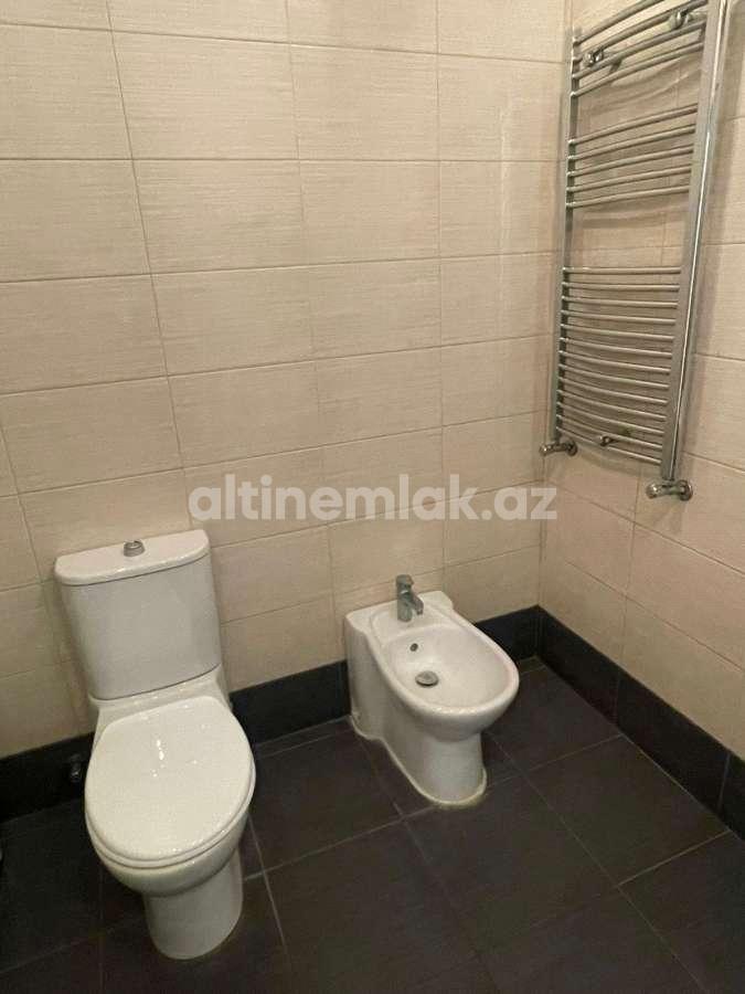 Kirayə verilir, yeni tikili, 3 otaqlı, 170 m²