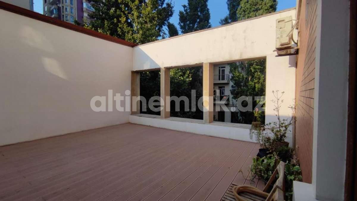 Kirayə verilir, yeni tikili, 3 otaqlı, 170 m²